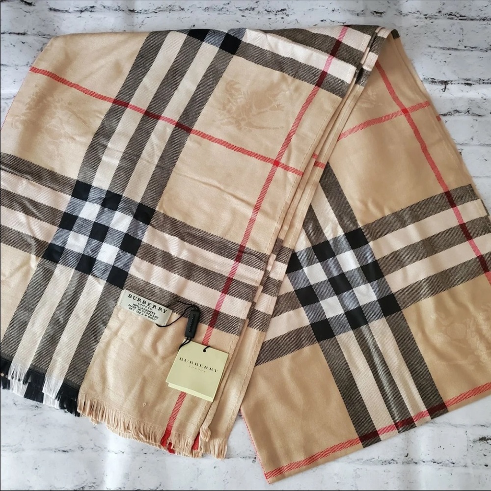 NWT! Authentic Burberry scarf!